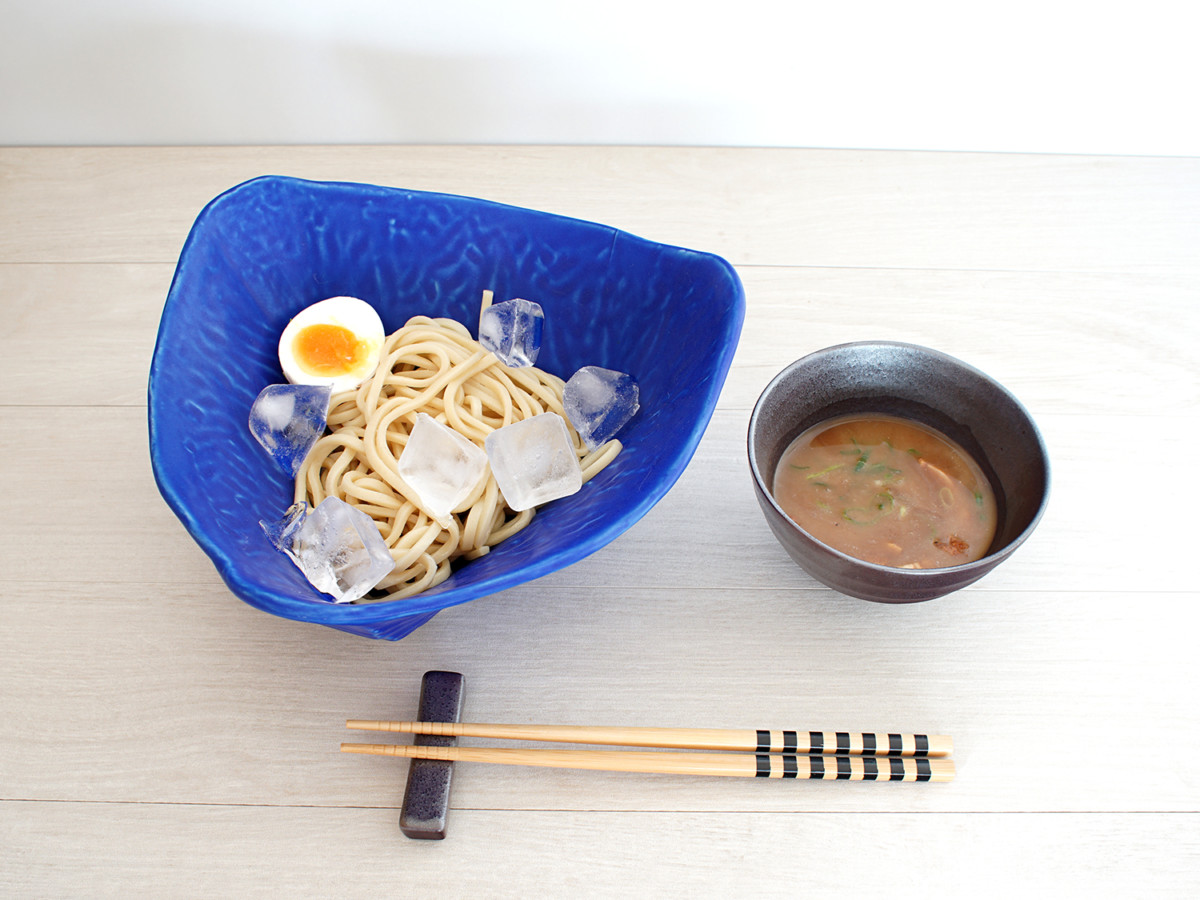 スーパーで買ってきたつけ麺をおしゃれに盛付け 丸モ高木陶器 あの器 ここにあるんだ